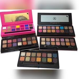 ABH Bundle makeup palettes